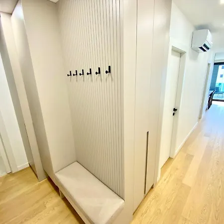 Nova - Spacious Modern 3-bedroom With Large Terrace 자다르
